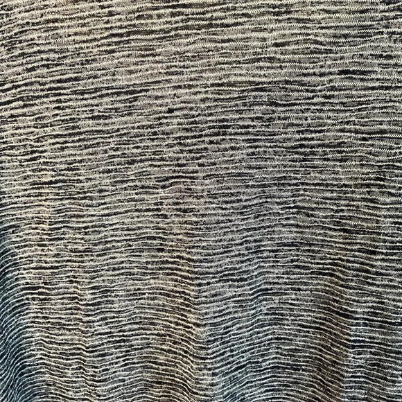 Athleta Womens Striped Cutout Breezy Open Back Longsleeve Top Size XS‎ - Picture 3 of 6